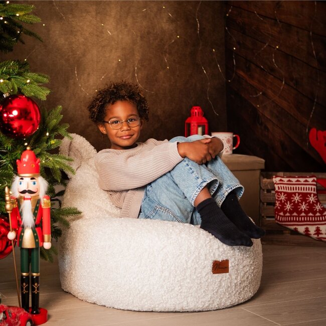 Pouf enfant Ours beige en tissu bouclé doux pour un assise confortable