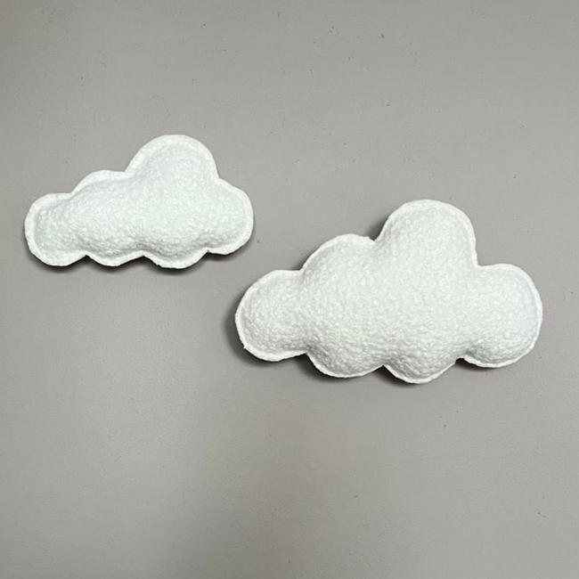 Beau set mural de 2 nuages pour une chambre d’enfant douce et chaleureuse