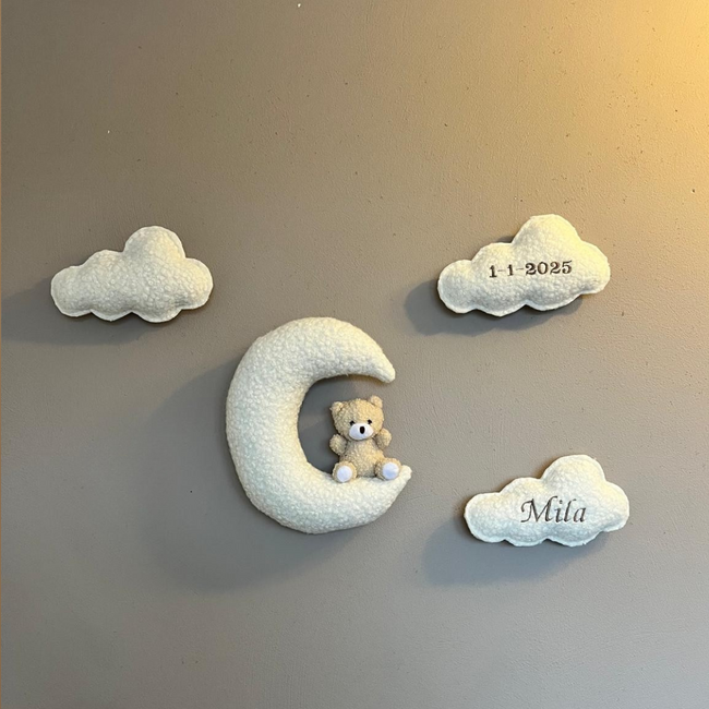 Muurdecoratie kinderkamer wolkjes met beertje op maan | 4-delig