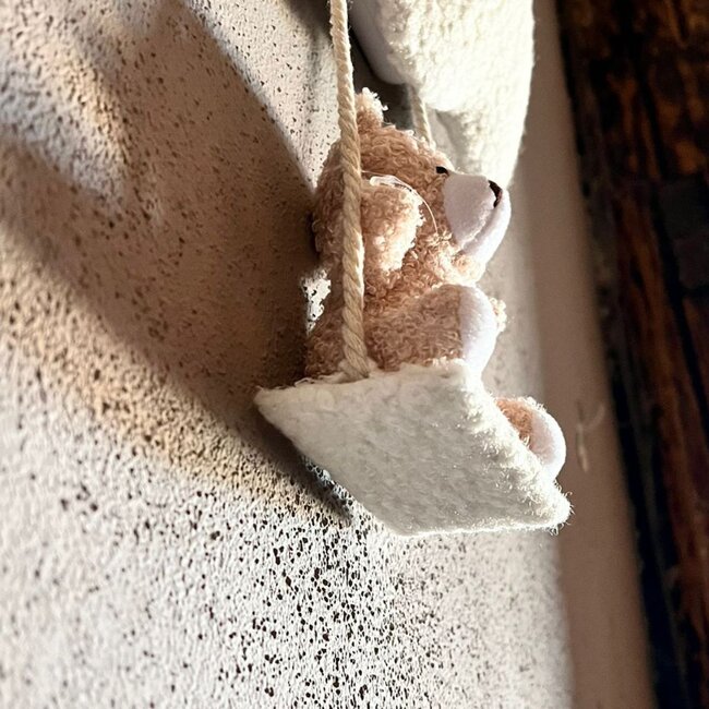 Lampe Nuage Handmade avec Ourson sur Balançoire et Lumière LED Douce