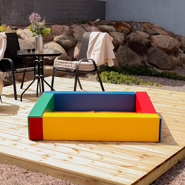 Zachte foam blokken ballenbak in primaire kleuren – Veilig en creatief speelplezier voor baby’s en peuters