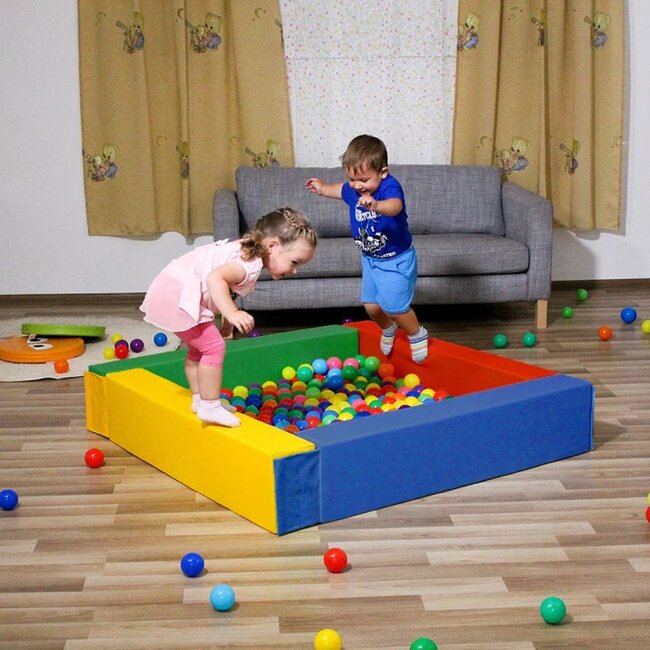 Piscine à balles en mousse aux couleurs primaires – Jeu sûr et créatif pour bébé et tout-petit