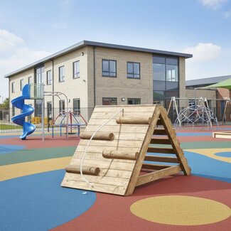 Cosy Kletterdreieck mit Seil