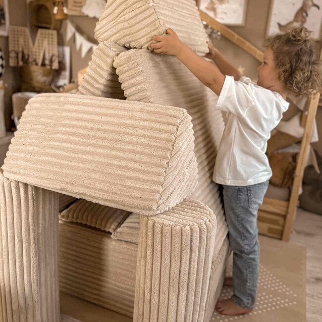 Luxe Montessori speelbank in caramel Waffle corduroy – 13-delige modulaire set