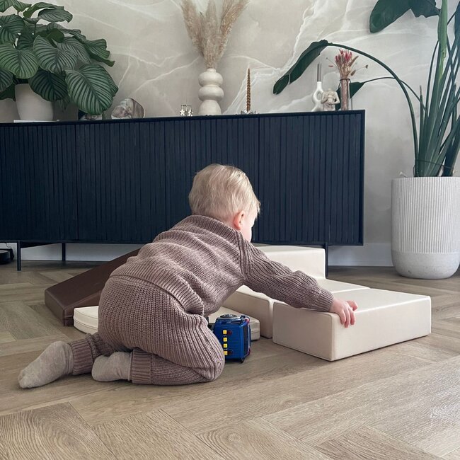 Foam blokken set Corner in beige – veilig, zacht en motoriek stimulerend