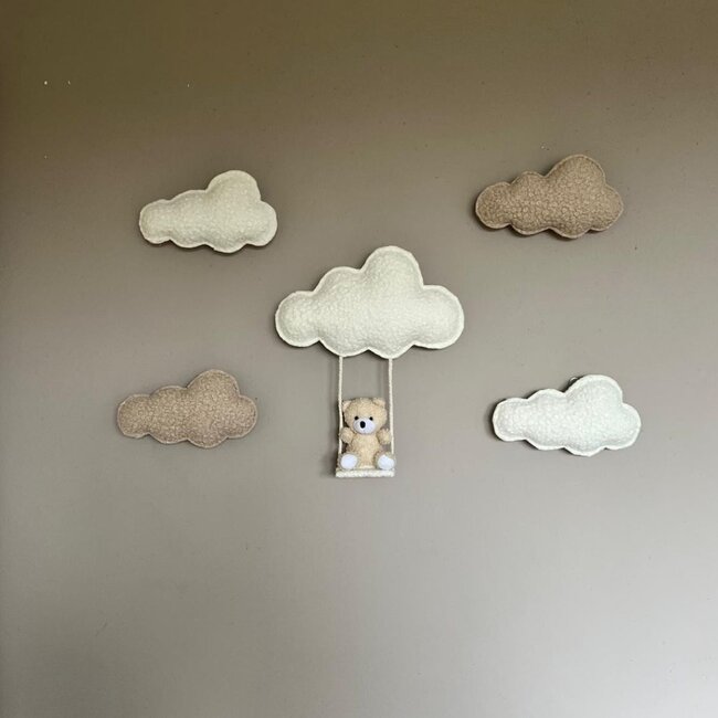 Adorable 5-piece wall decoration for the nursery – cloud set with cute bear on a swing