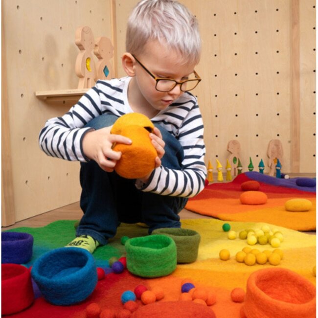 Felt Play Mat Yearly Cycle & Learning Clock – Handmade Educational Mat made of 100% Sheep's Wool