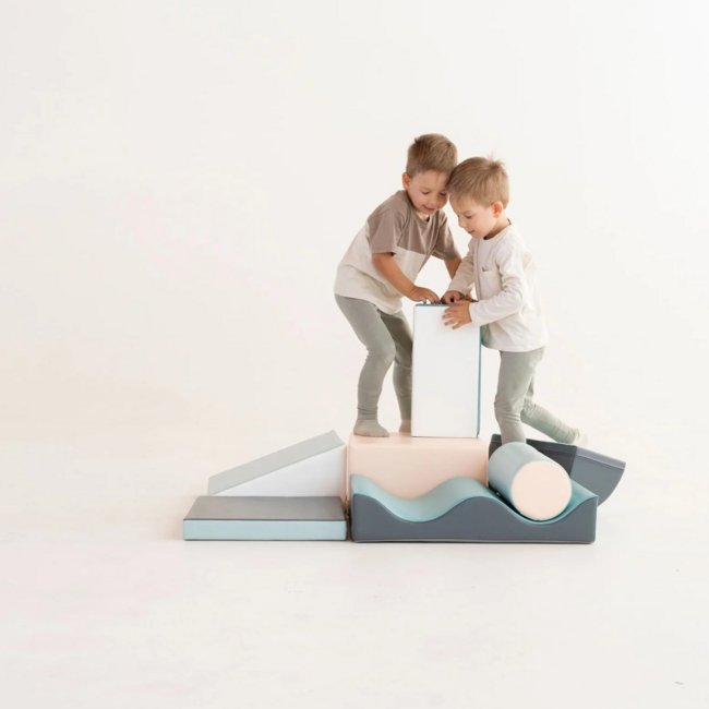 Set de blocs en mousse Discover en rose pastel – blocs de jeu doux pour enfants