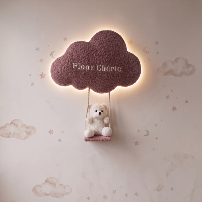 Handgemaakte wolkenlamp met schommelend beertje en zacht LED-licht