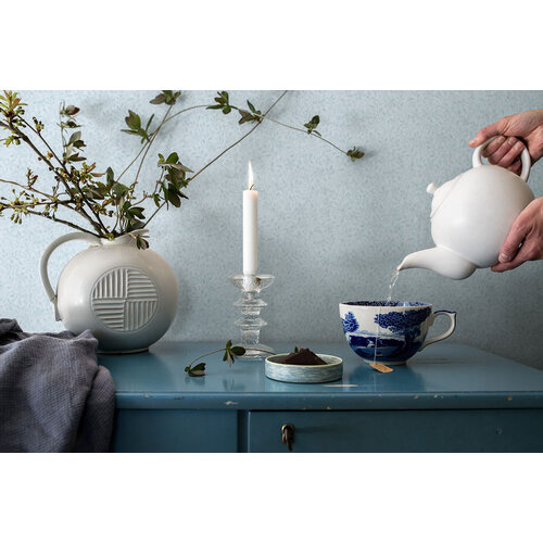 Dutch Wallcoverings Blomstermala - Alva Blue - Blauw