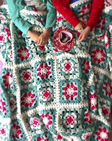 Byclaire Bloemblokdeken Haakpatroon Byclaire Bloemblokdeken Haakpatroon