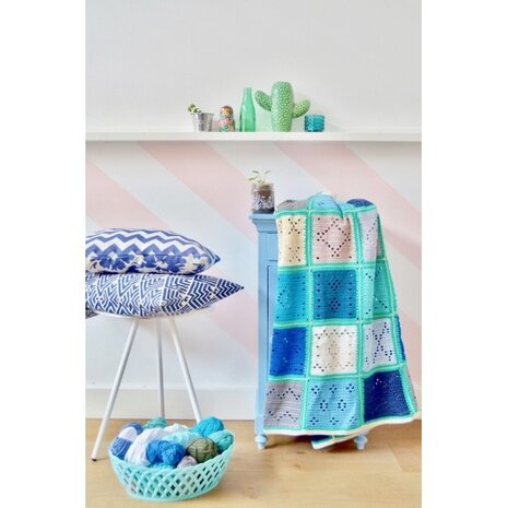 Byclaire Haakpakket byClaire Blokkendeken Blauw/Groen Byclaire Haakpakket byClaire Blokkendeken Blauw/Groen