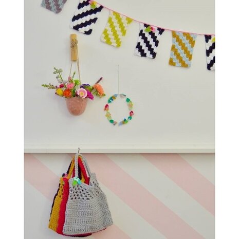 Byclaire Haakpatroon byClaire Mini Magazine Haak de Lente Byclaire Haakpatroon byClaire Mini Magazine Haak de Lente