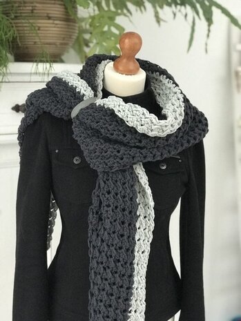 Byclaire Haakpatroon Tweekleuren Wintersjaal