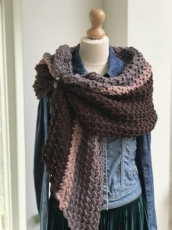 Byclaire Haakpatroon Driekleuren Wintersjaal Byclaire Haakpatroon Driekleuren Wintersjaal