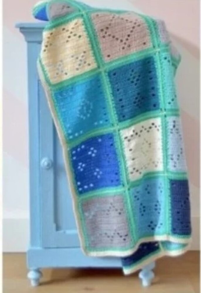 Byclaire Haakpakket byClaire Blokkendeken Blauw/Groen Byclaire Haakpakket byClaire Blokkendeken Blauw/Groen