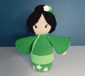 Byclaire Haakpakket byClaire Kokeshi Midori - Groen Byclaire Haakpakket byClaire Kokeshi Midori - Groen