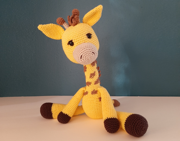Byclaire Haakpatroon byClaire Giraffe Heleen Byclaire Haakpatroon byClaire Giraffe Heleen