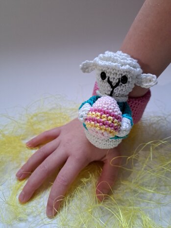 Byclaire Haakpatroon byClaire Klaparmband Schaapje Jamie