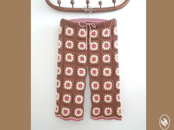 Durable Gratis haakpatroon Meisjesset granny squares - Schattige kinderkleding gehaakt met Durable Cosy Extra Fine Durable Gratis haakpatroon Meisjesset granny squares - Schattige kinderkleding gehaakt met Durable Cosy Extra Fine