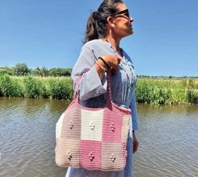 Durable Gratis Haakpatroon Tas Sweet Squares Durable Gratis Haakpatroon Tas Sweet Squares