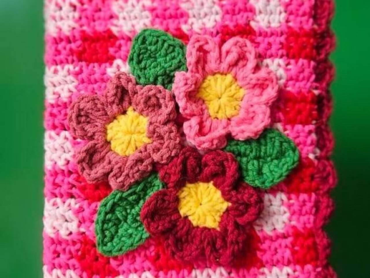 Durable Haakpakket Gratis Haakpatroon Vrolijk notitieboekje - Een schattig met Durable Cosy Fine omgehaakt boekje