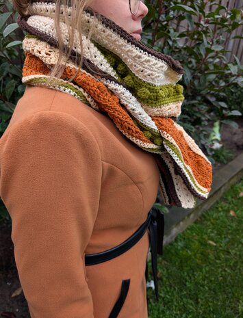 Byclaire Haakpakket AutumnDot - Herfstige sjaal gehaakt met Durable Cosy garen Byclaire Haakpakket AutumnDot - Herfstige sjaal gehaakt met Durable Cosy garen