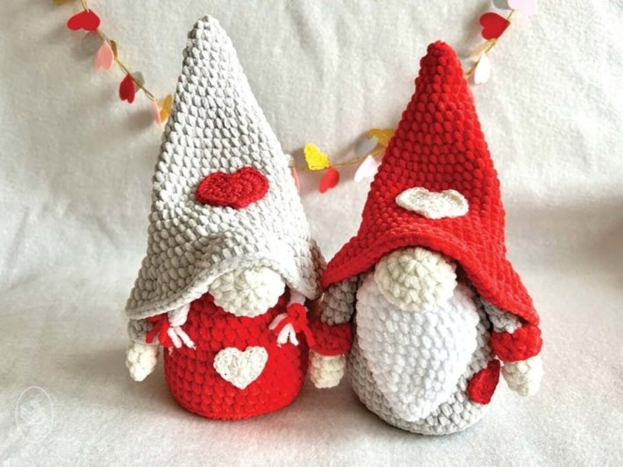 Durable Durable haakpakket Gnomes in Love - Haak deze verliefde gnomes met het Durable Velvet en Coral Mini garen