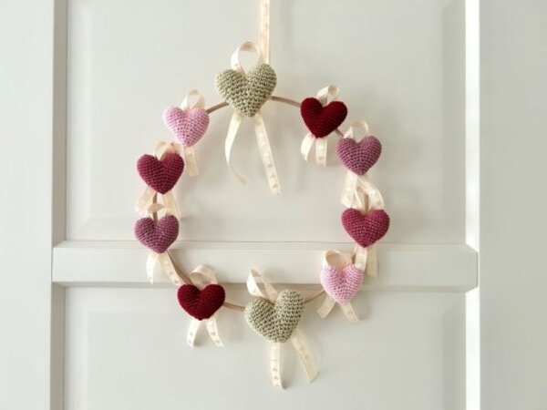 Durable Durable haakpakket Valentijnskrans en hangers - Haak deze romantische krans met het Durable Coral Mini en Glam garen