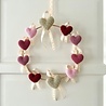 Durable Durable haakpakket Valentijnskrans en hangers - Haak deze romantische krans met het Durable Coral Mini en Glam garen