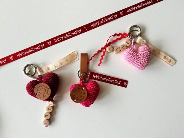 Durable Durable haakpakket Valentijnskrans en hangers - Haak deze romantische krans met het Durable Coral Mini en Glam garen