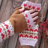 Durable Breipakket Love in stitches polswarmers