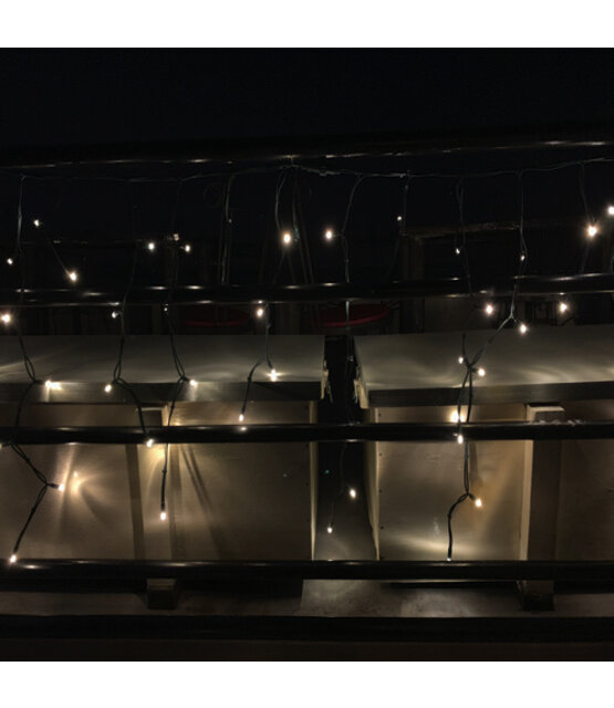 8 meter x 0,4 meter - IJspegel kerstverlichting 100 LED’s – zwarte kabel - professioneel - IP65 waterdicht - LUKSUS