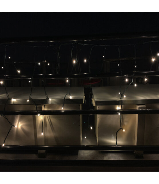 2 meter x 0,4 meter - starterset - IJspegel kerstverlichting 100 LED’s – zwarte kabel - professioneel - IP65 waterdicht - LUKSUS