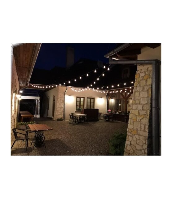 Koppelbare LED feestverlichting 10 meter lang met 20 lichtpunten E27 - prikkabel