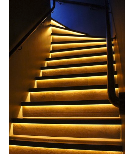 Professionele LED traptrede aansturing -  compleet met sensoren tot 32 treden