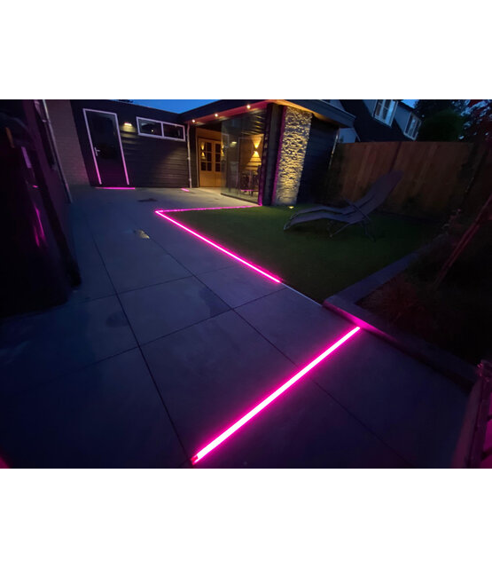 Waterdichte LED Strip 48 Volt RGBWW 19W 96 Led/m 1020 Lumen IP68 20 meter rol