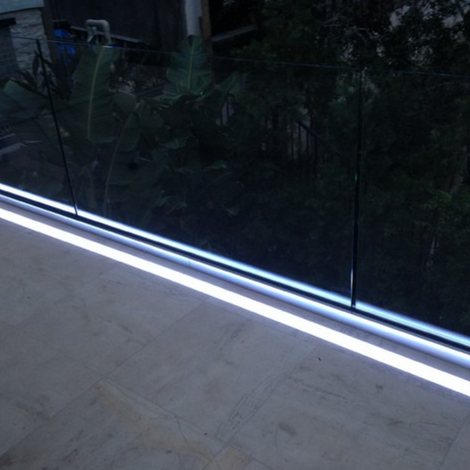 Kan een LED profiel buiten worden gebruikt