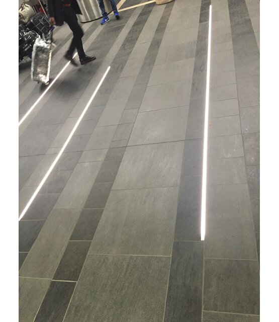 LED strip vloerprofiel 2 meter met afdekking 15,8 mm x 13,70 mm - VLOER12