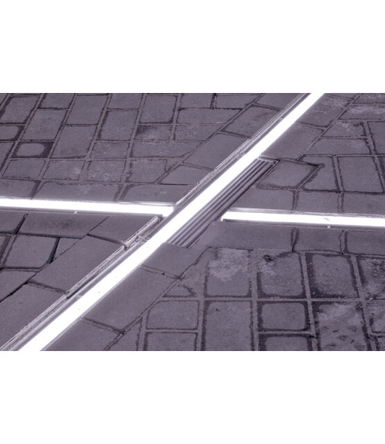 LED strip vloerprofiel 2 meter met afdekking 15,8 mm x 13,70 mm - VLOER12