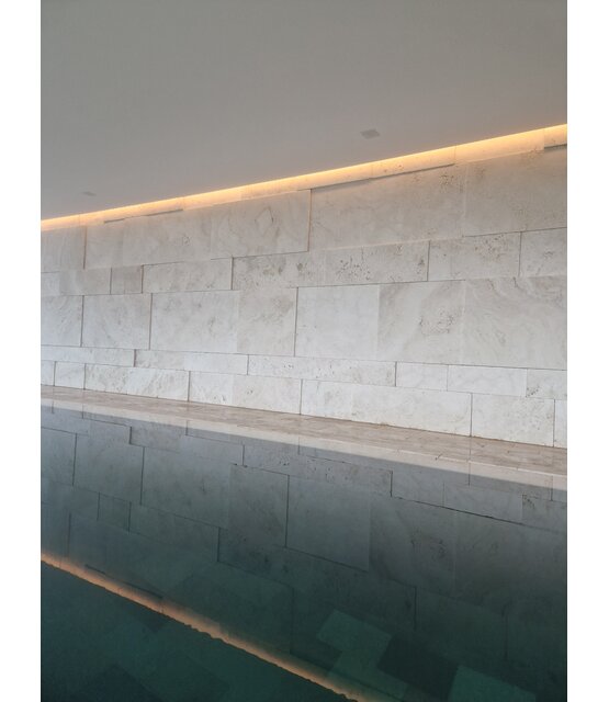 PRO LED strip warm wit 8W 700LM 240LED p/m 48VDC IP68 3000K CRI95 - 5 meter