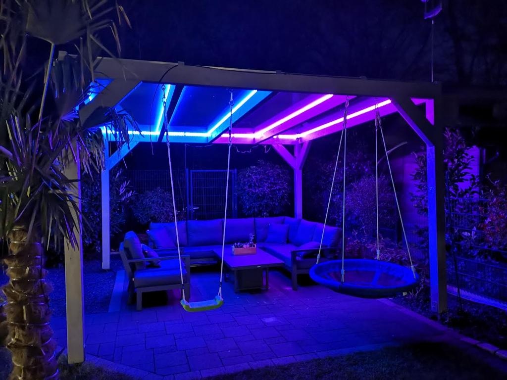 Terrasoverkapping met LED verlichting