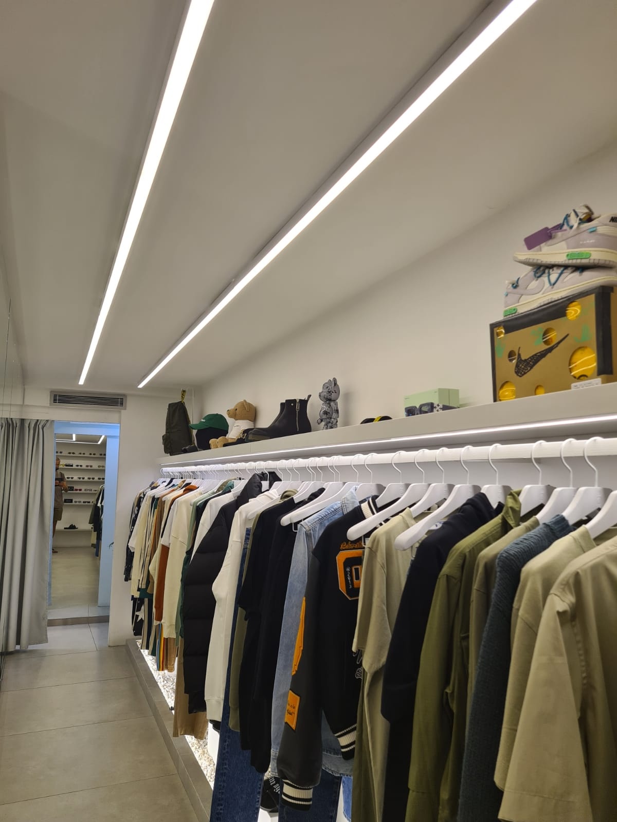 LED verlichting kledingwinkel Antwerpen