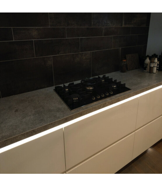 Aluminium LED profiel met klikafdekking 16,80mm x 6,47mm - 01ALU