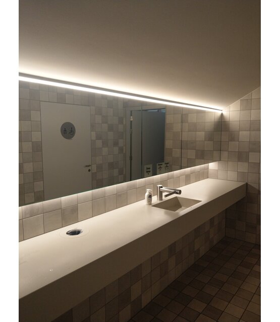 Waterdichte vrij knipbare COB LED strip natuurlijk wit 13W 1200LM 528LED p/m 24VDC IP65 4000K – 5 meter