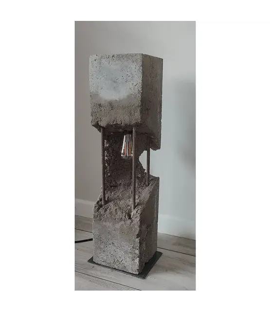 Elmar Design Industriële Lampen model 1 Heipaal staand model.