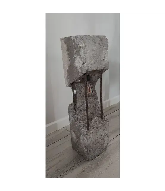 Elmar Design Industriële Lampen model 2 Heipaal staand model