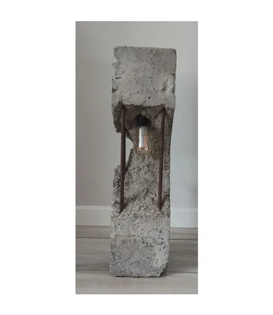 Elmar Design Industriële Lampen model 2 Heipaal staand model