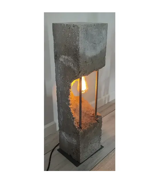 Elmar Design Industriële Lampen model 2 Heipaal staand model