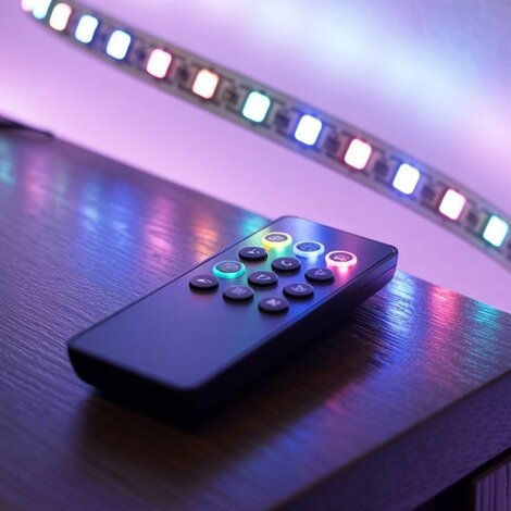 Hoe bedien ik RGB LED strips met een afstandsbediening?